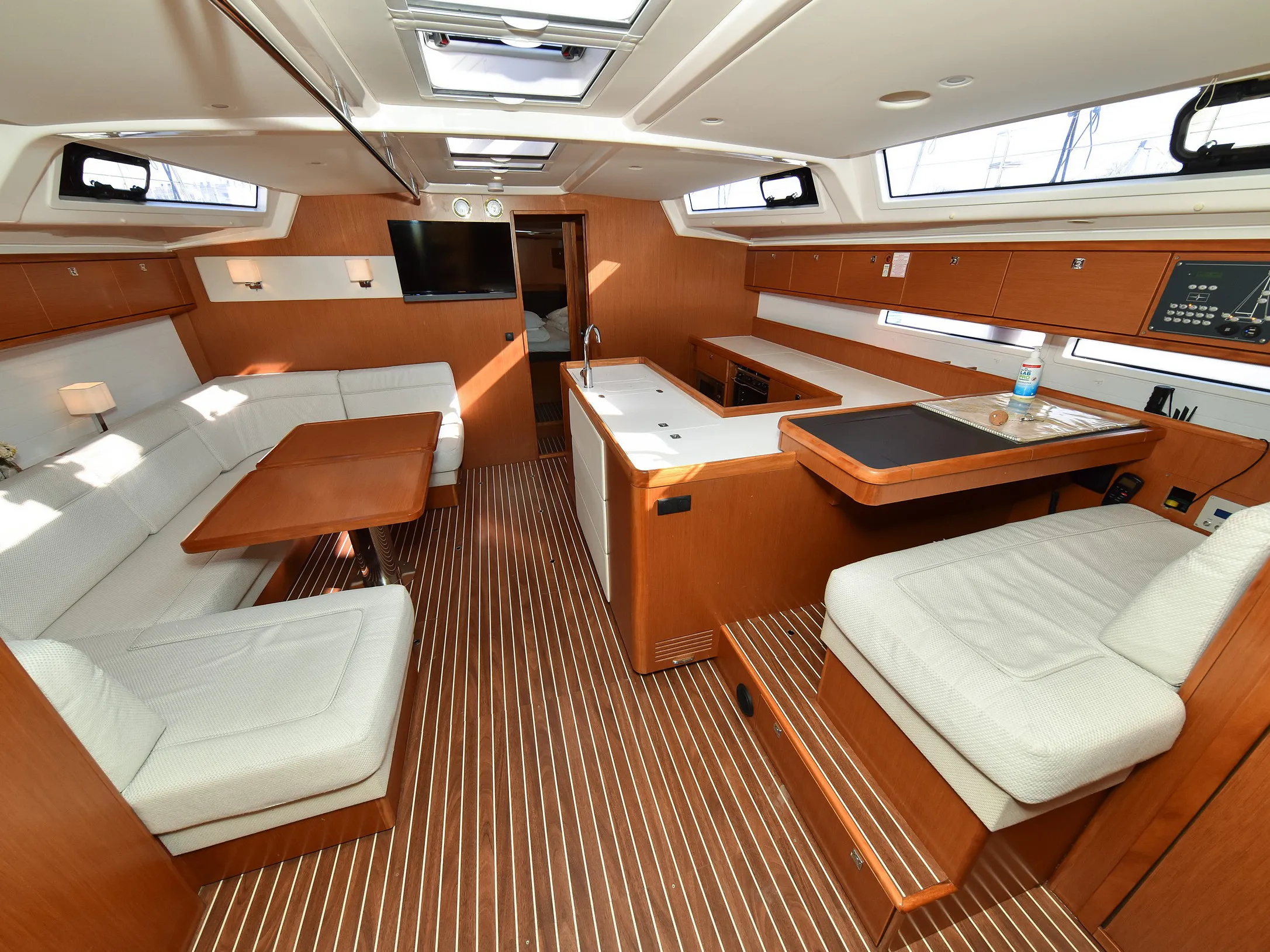 Image slide 203236