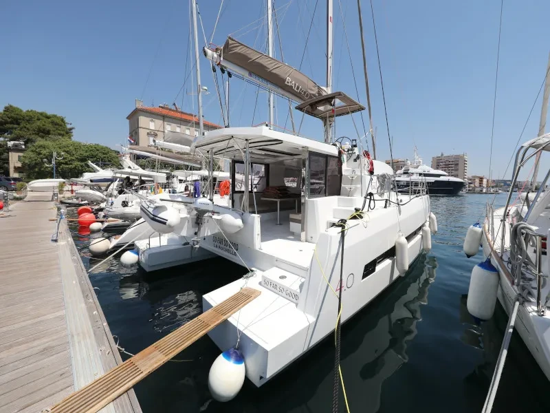 Bali 4.0 SO FAR SO GOOD boat image