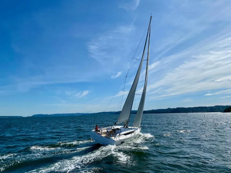 Bootsbild Bavaria C42 Ostwind II