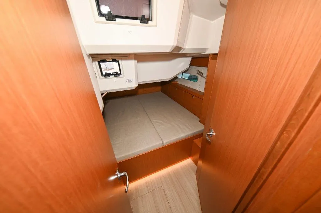 Image slide 205195