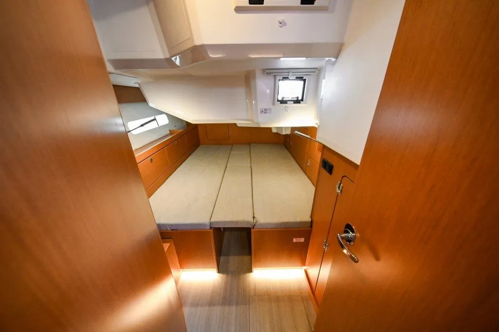 Image slide 205196