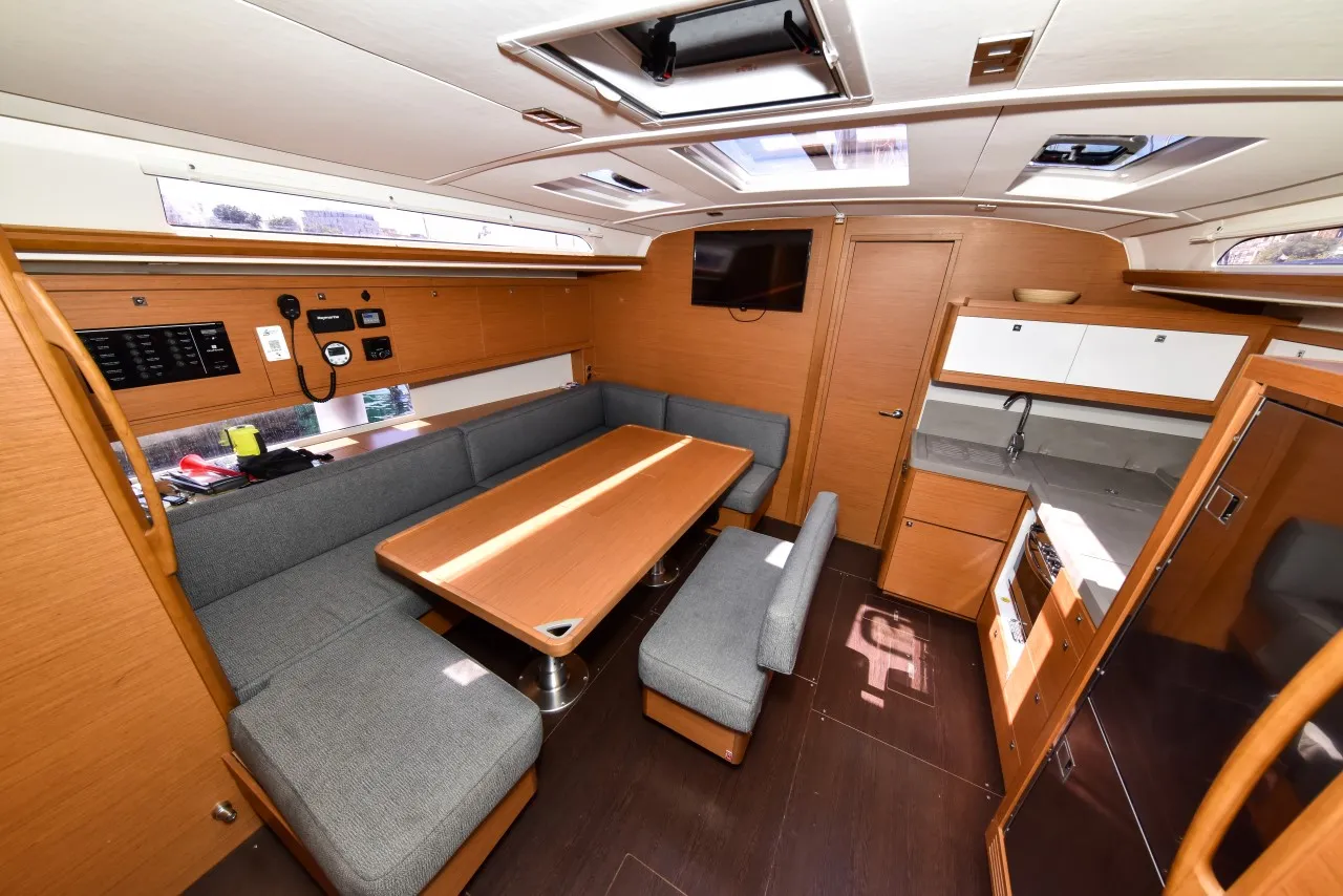 Image slide 205846