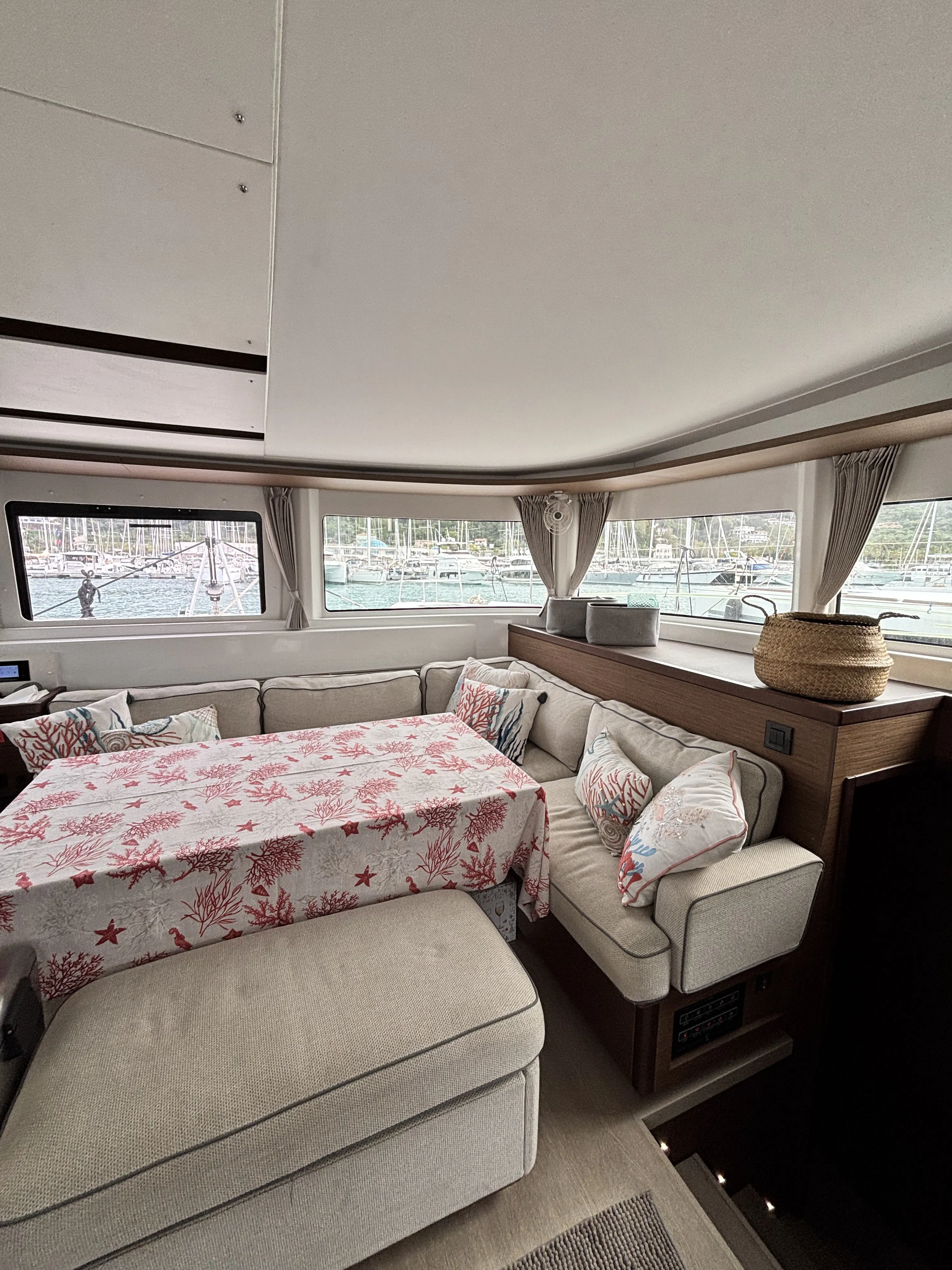 Image slide 206196