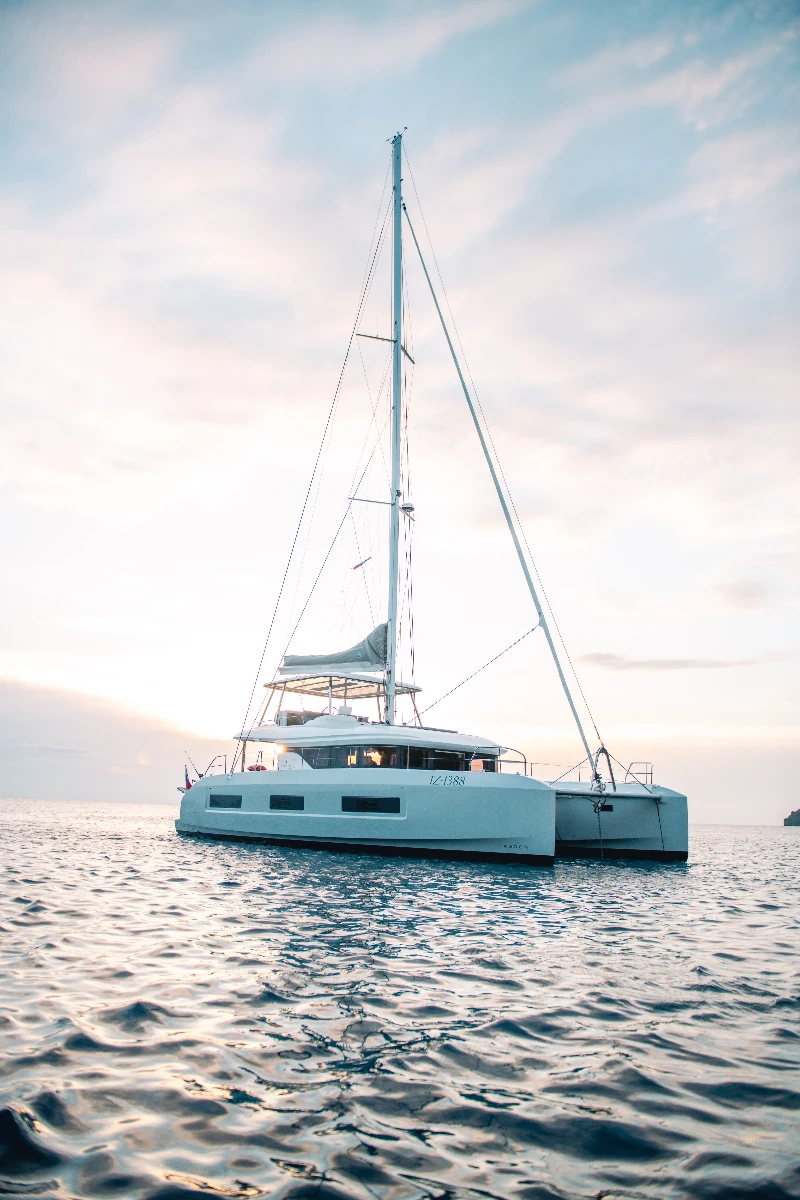 Lagoon 55 EL-BLUE boat image