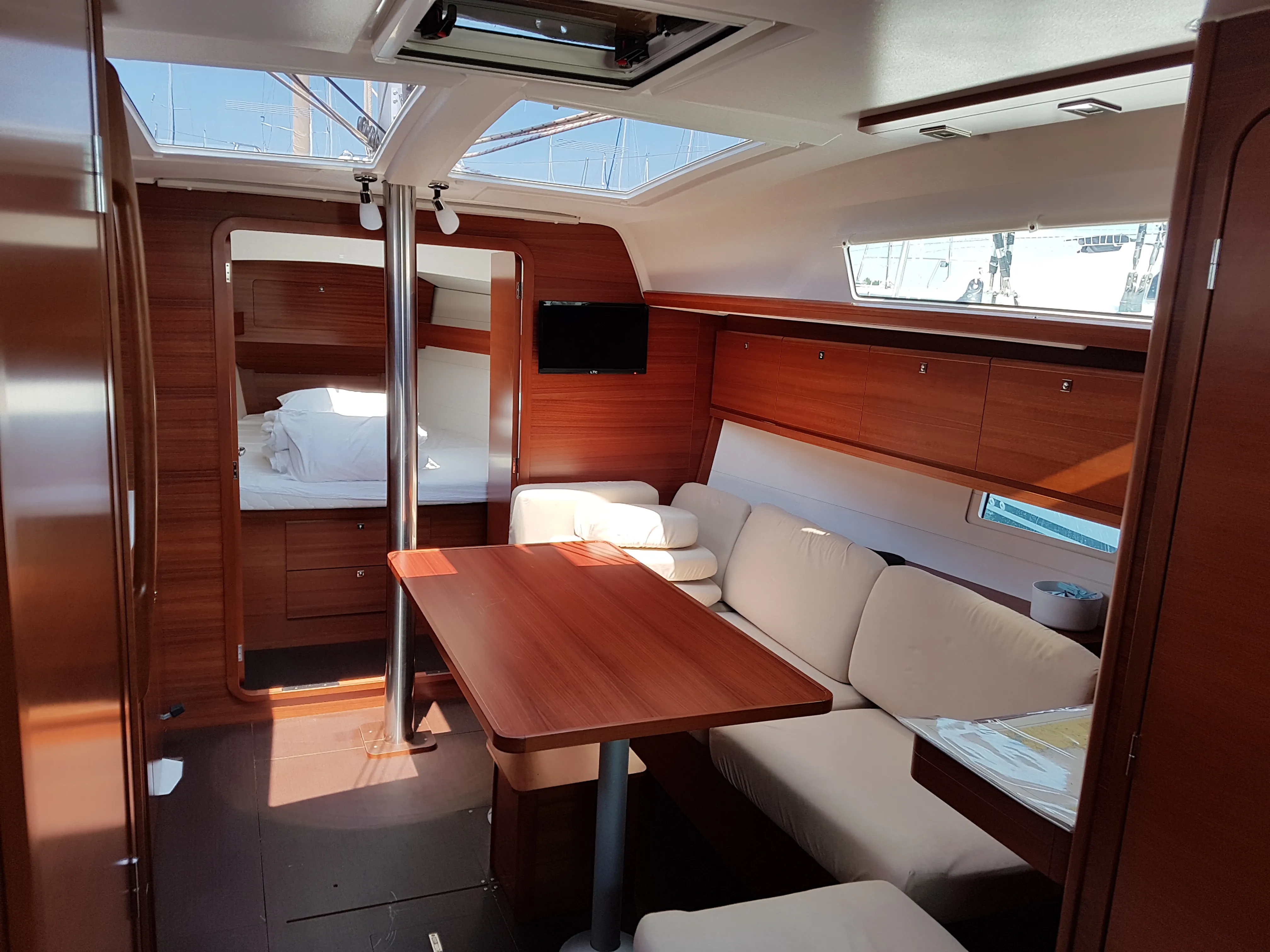 Image slide 206646