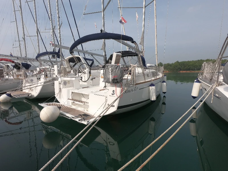 Oceanis 35.1 Abeona boat image