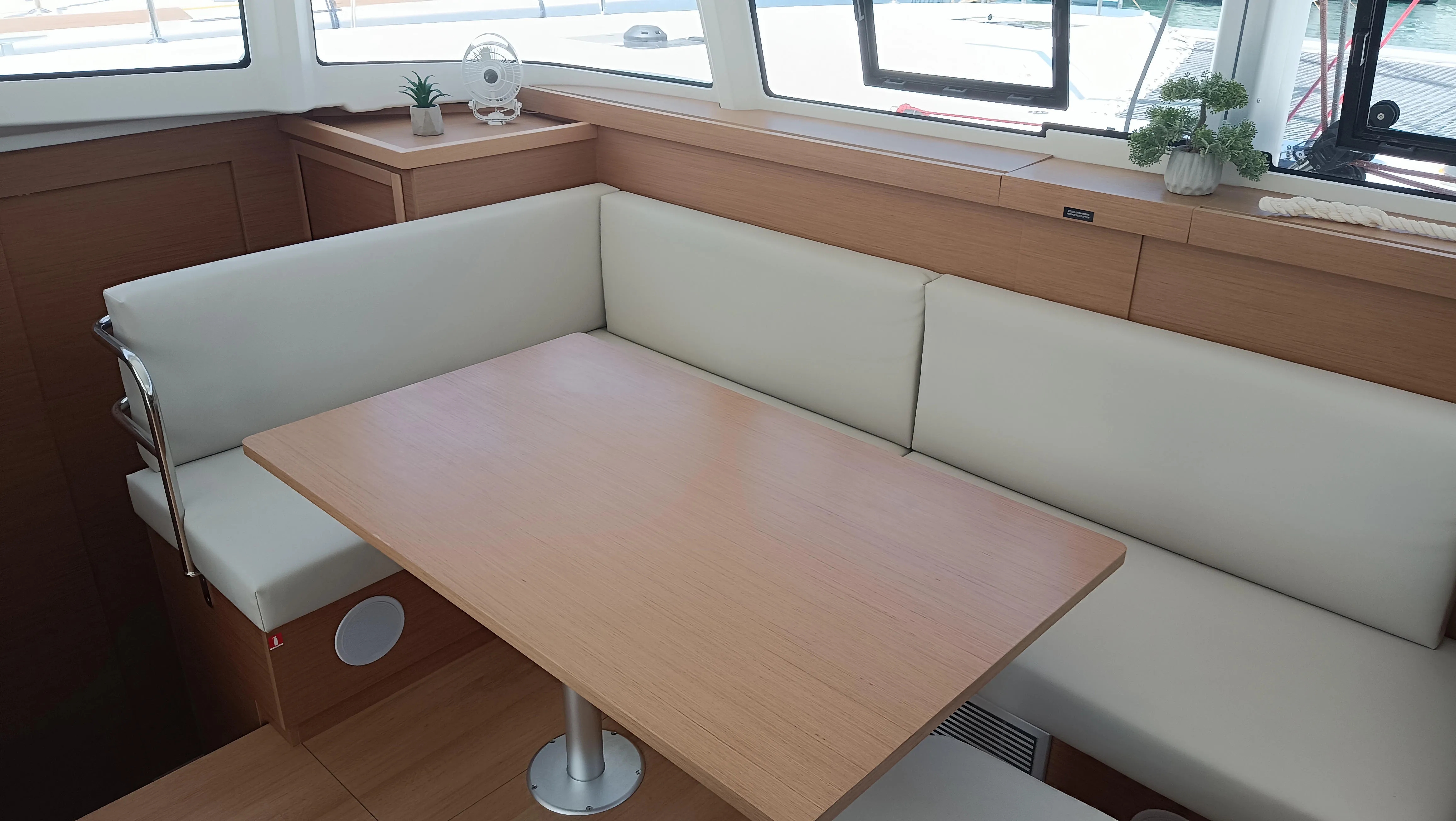 Image slide 206776