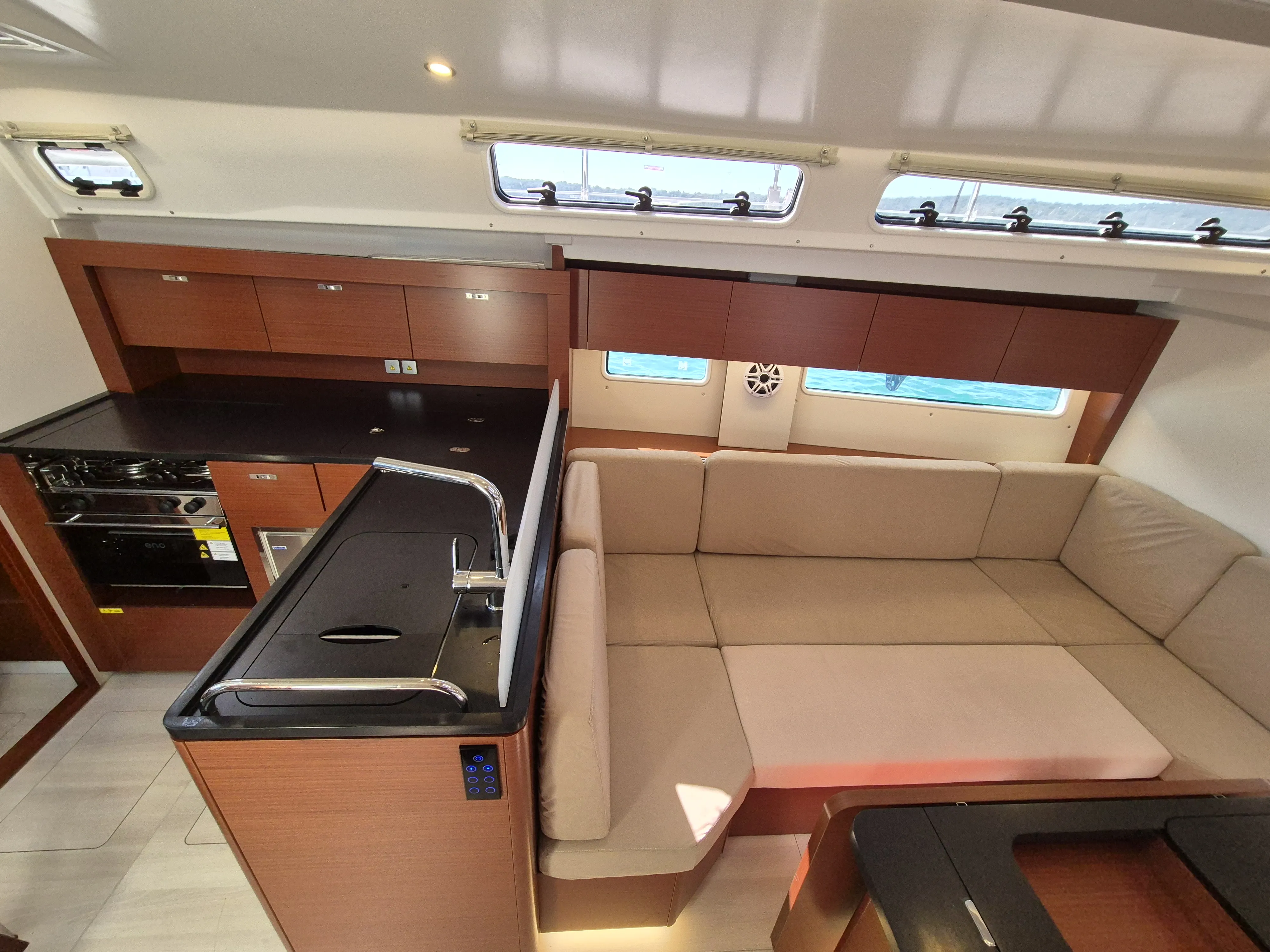 Image slide 206880