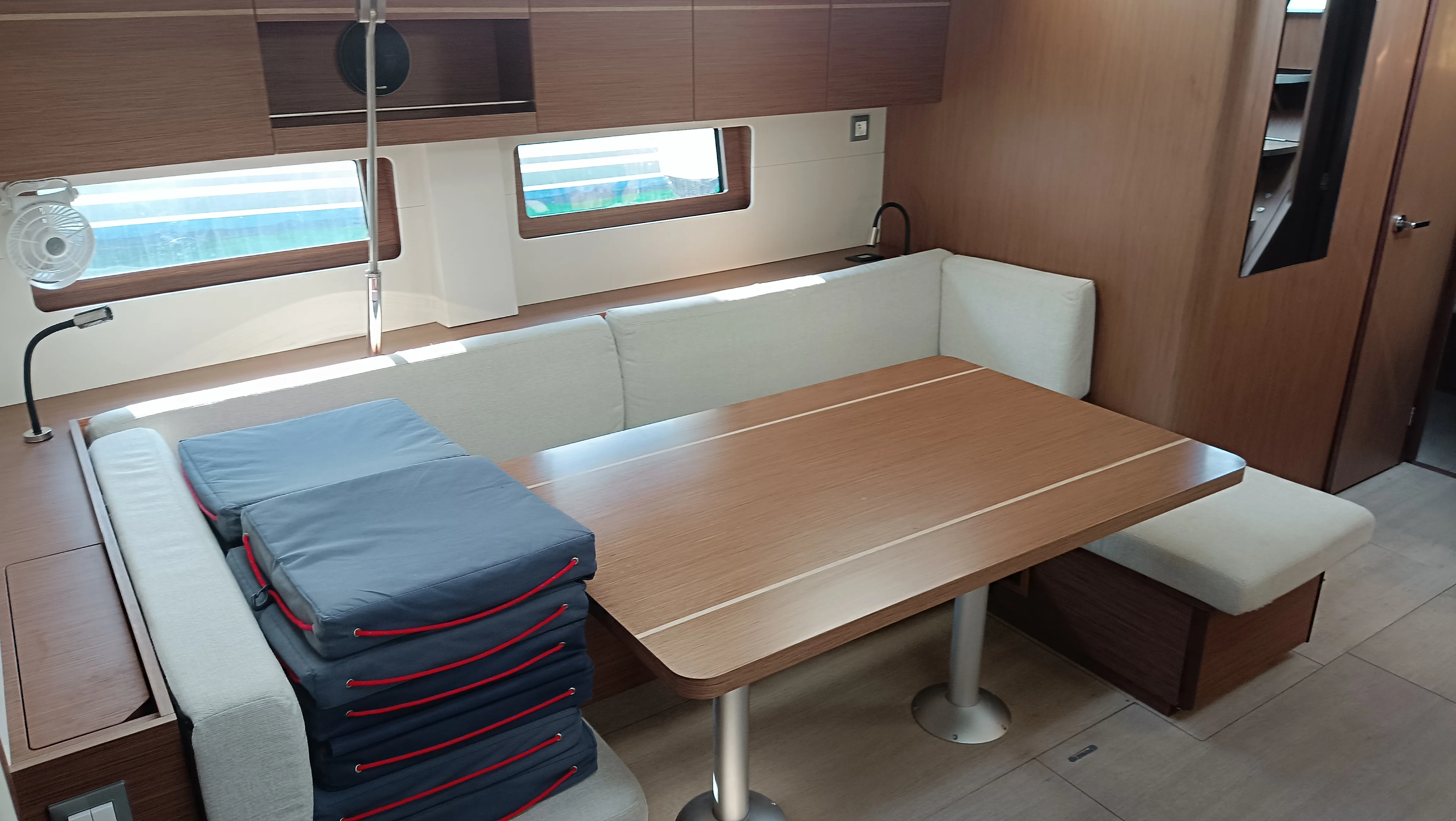 Image slide 206944