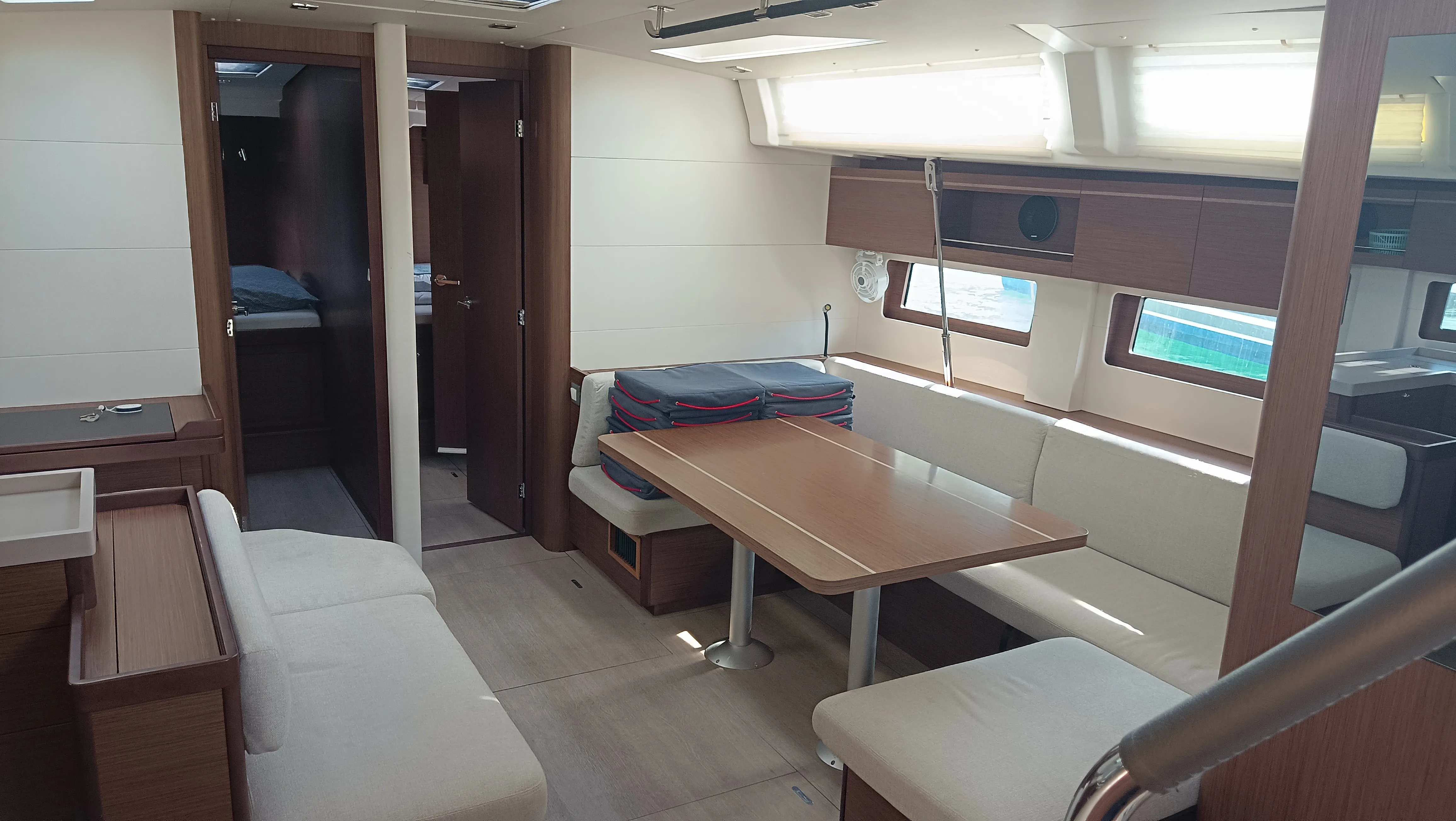 Image slide 206949