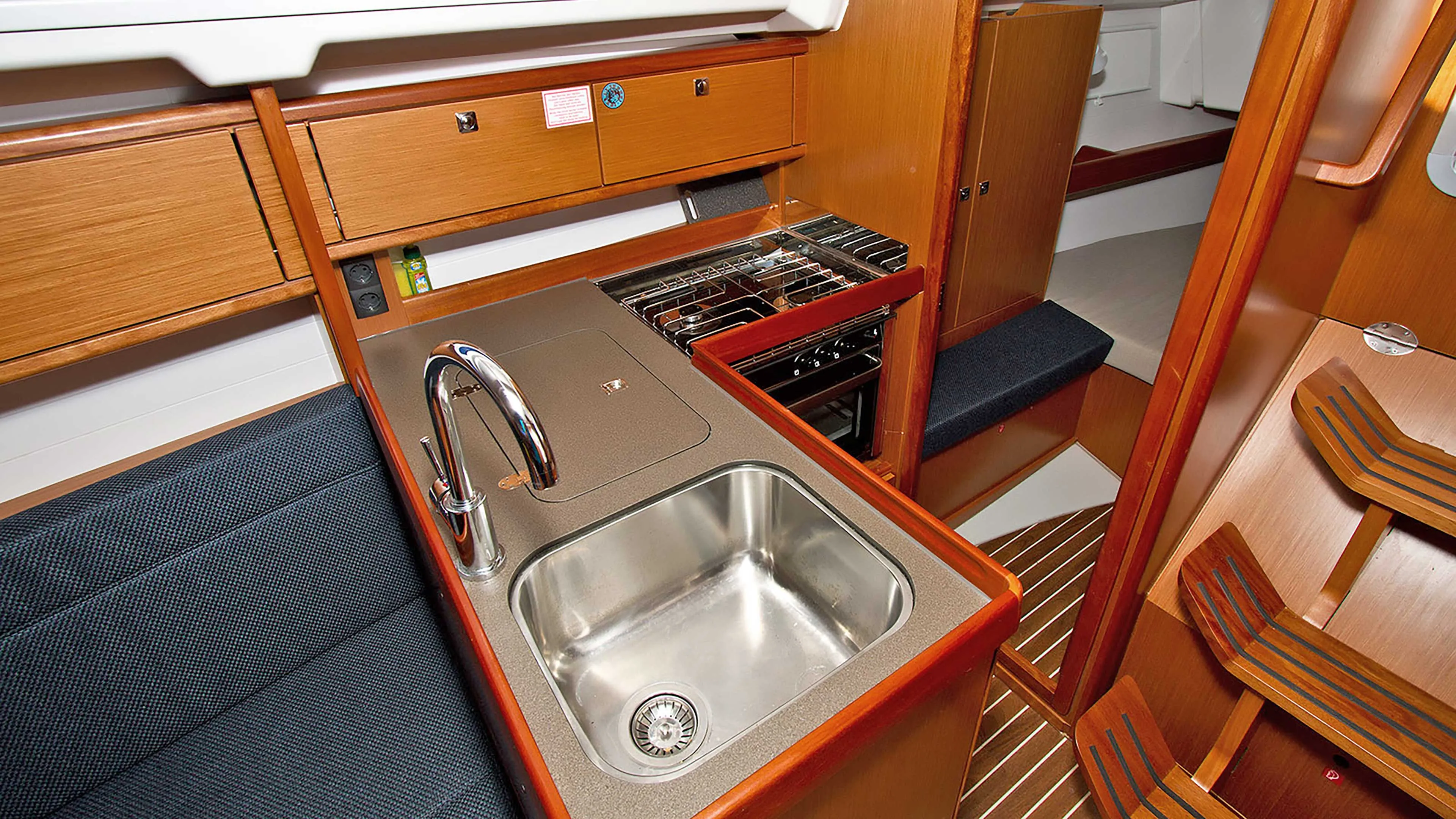 Image slide 207