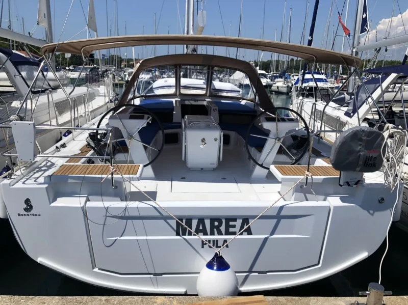 Oceanis 51.1 Marea boat image