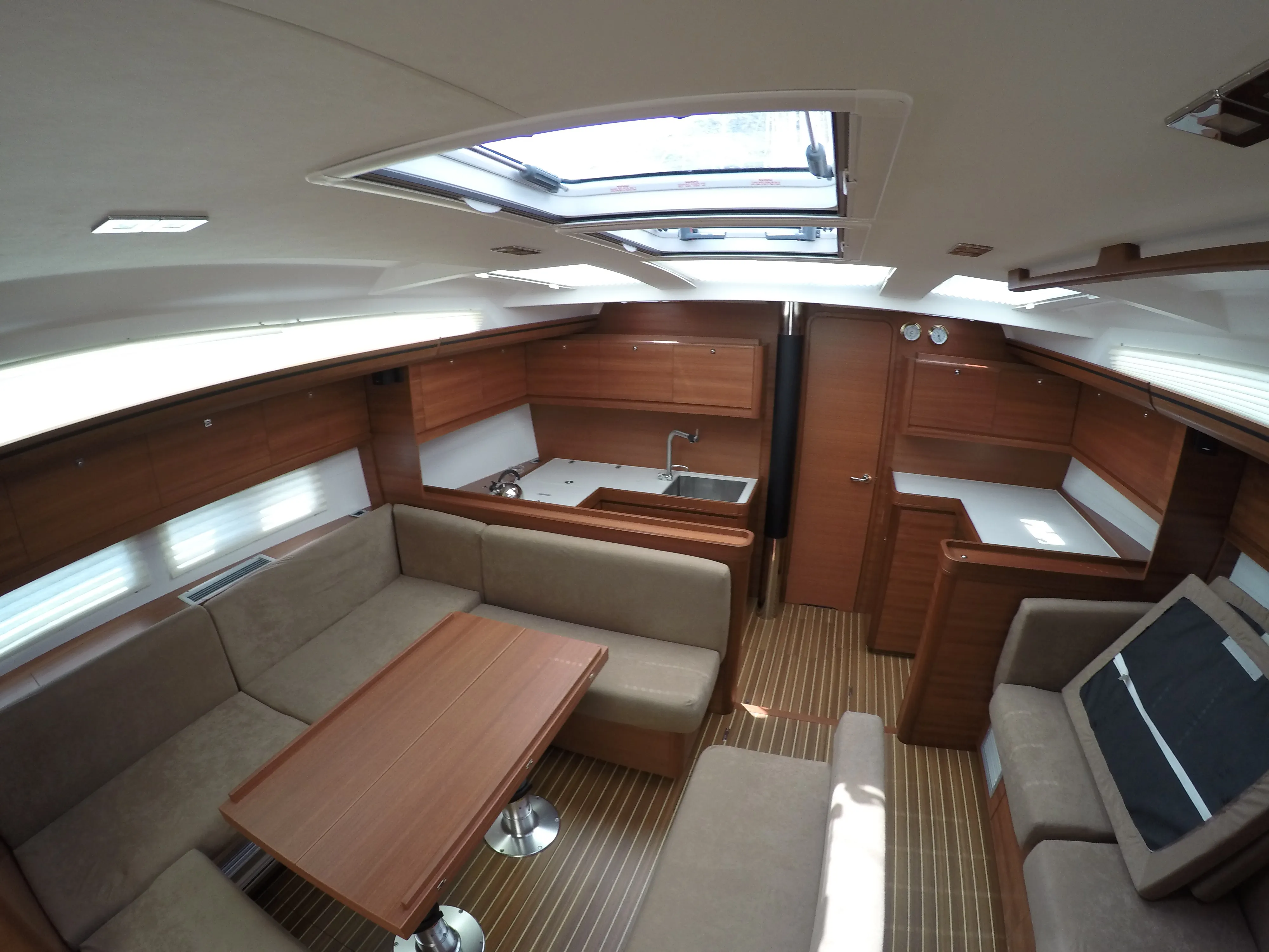Image slide 207204