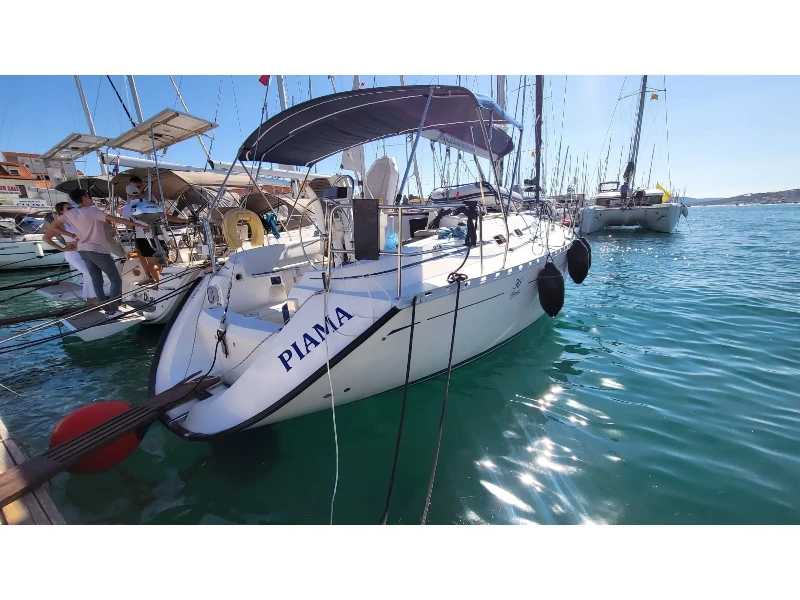 Dufour 36 PIAMA boat image