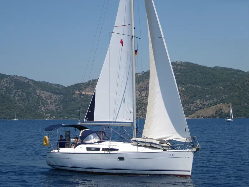 Sun Odyssey 32i Elif boat image