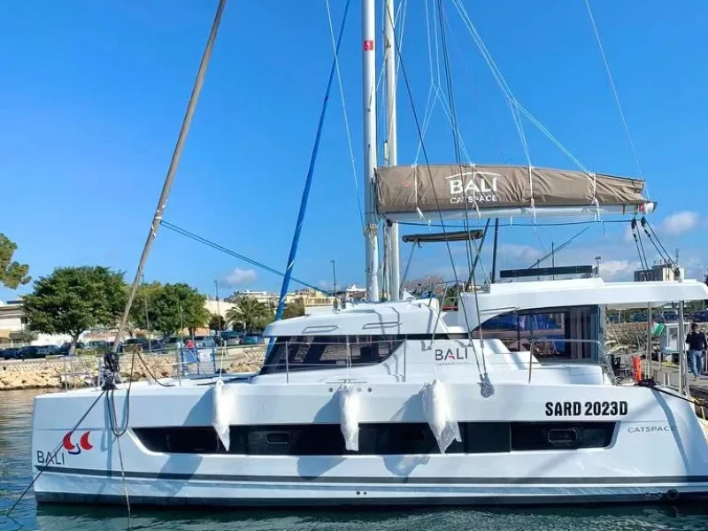 Bali Catspace Capriccioli boat image