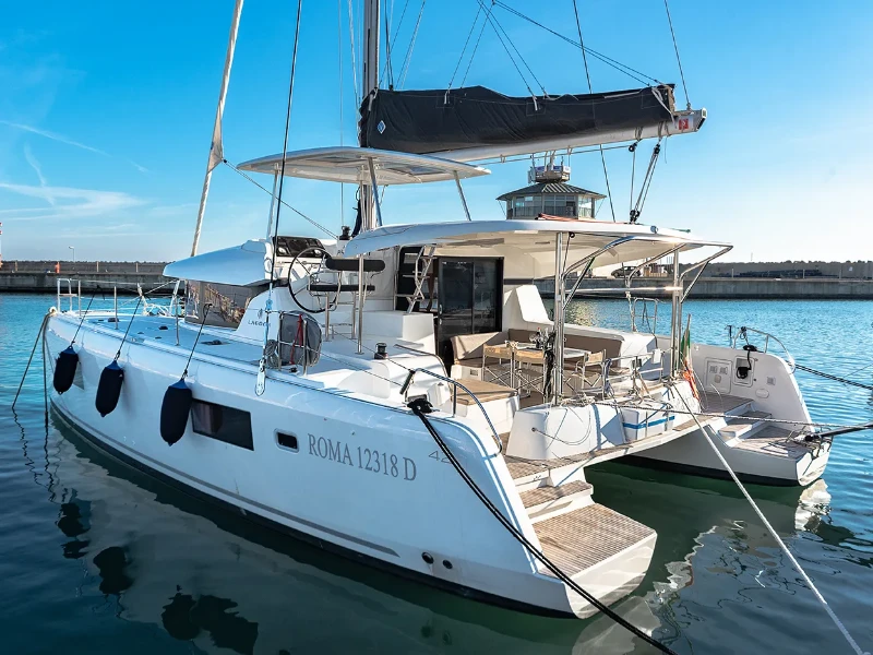Lagoon 42 Beatrix boat image