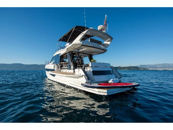 Galeon 500 Fly CHAMP ATLANTIS boat image