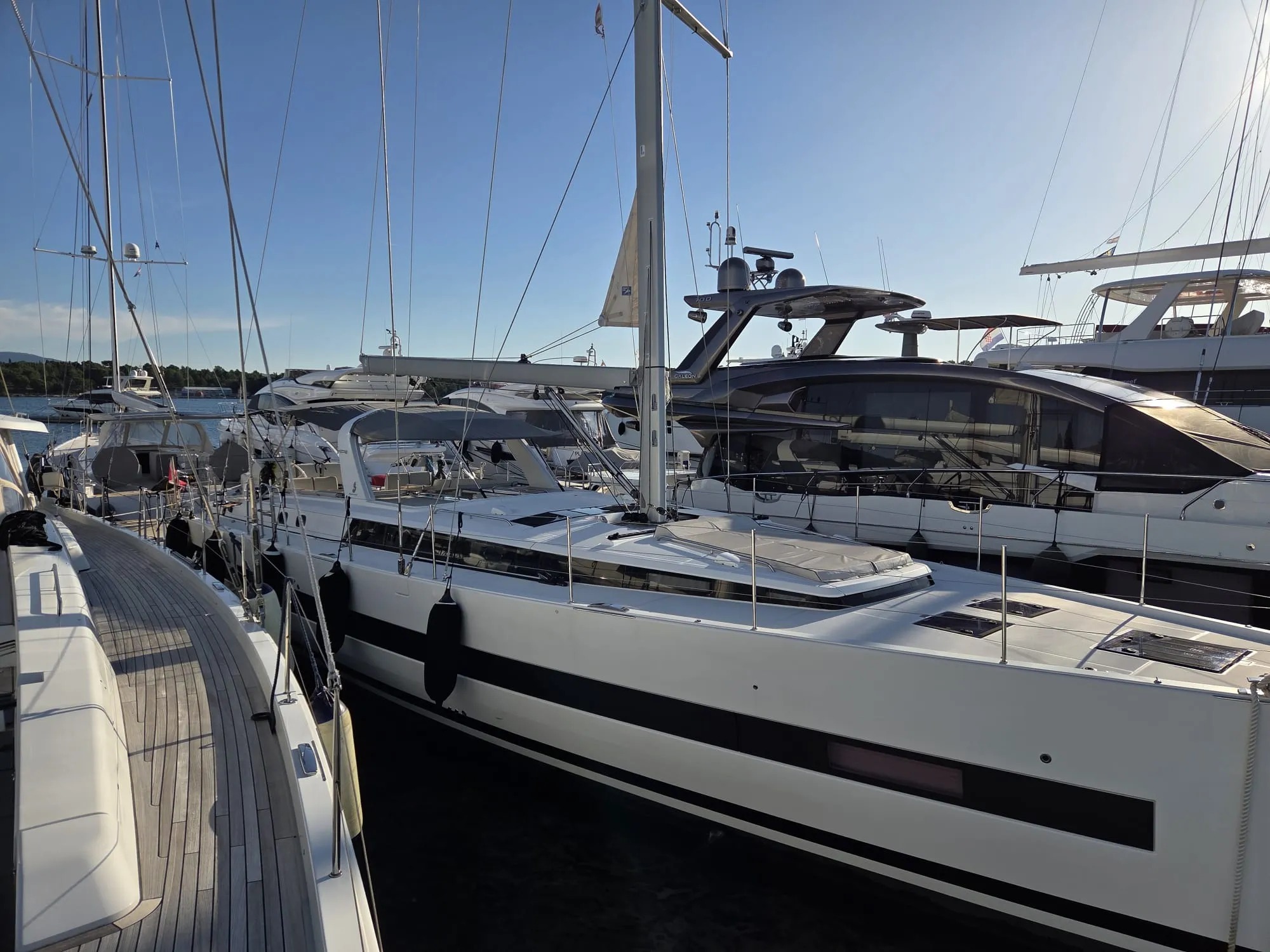 Image slide 209753