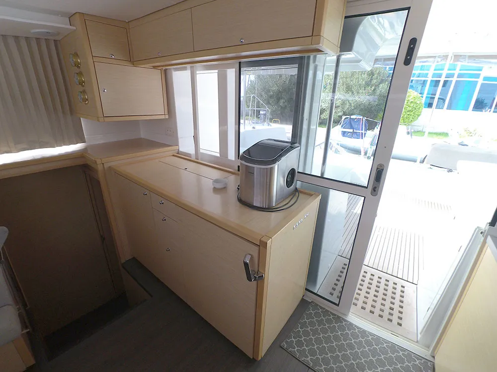 Image slide 209900