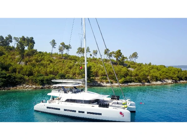 Imagen del barco Lagoon Seventy 7 ADRIATIC DRAGON