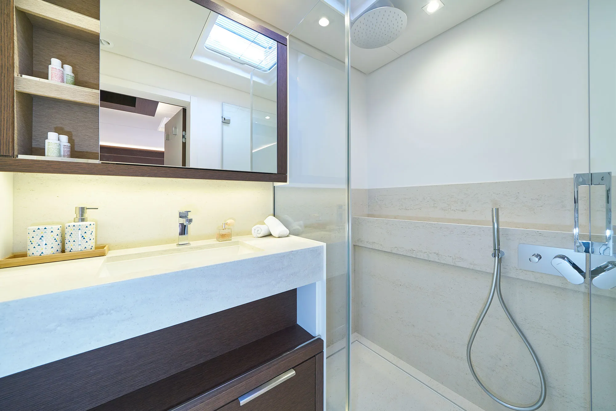 Image slide 210105