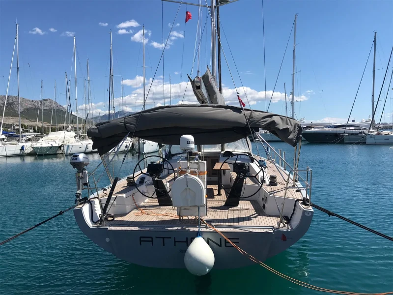 More 55 ATHENE boat image
