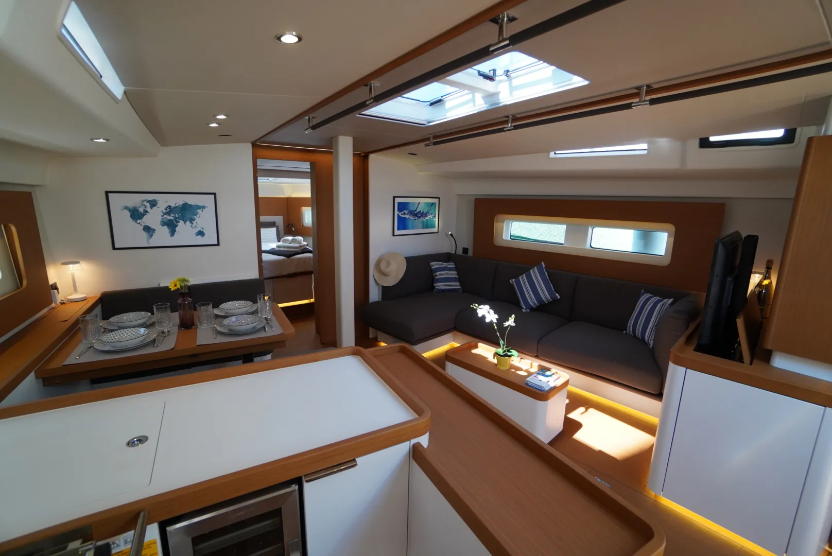 Image slide 210334