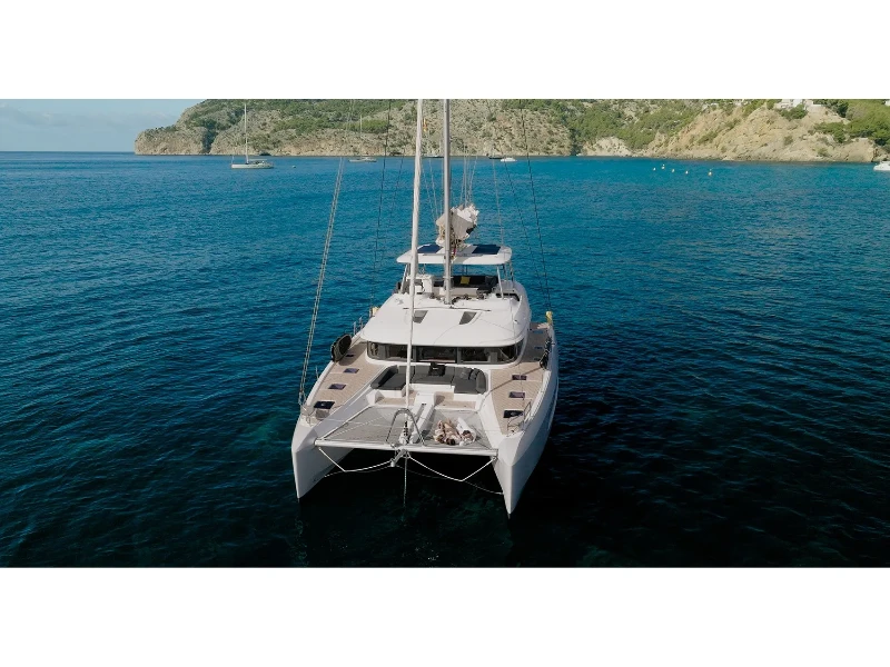 Lagoon 55 TRIWING CARIDA boat image