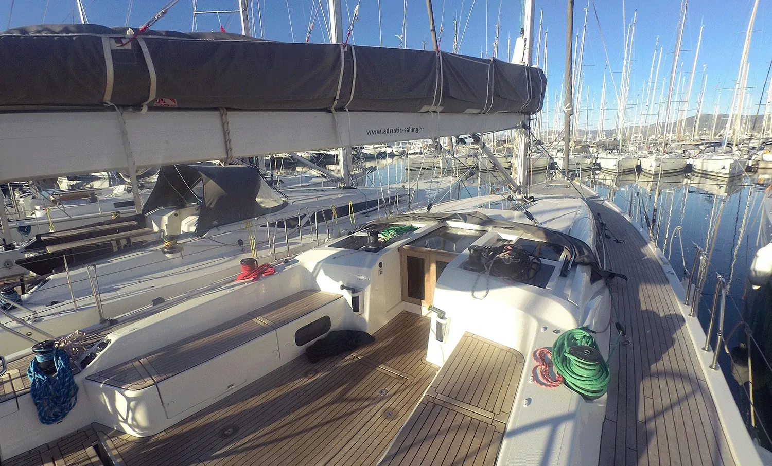 Image slide 210443