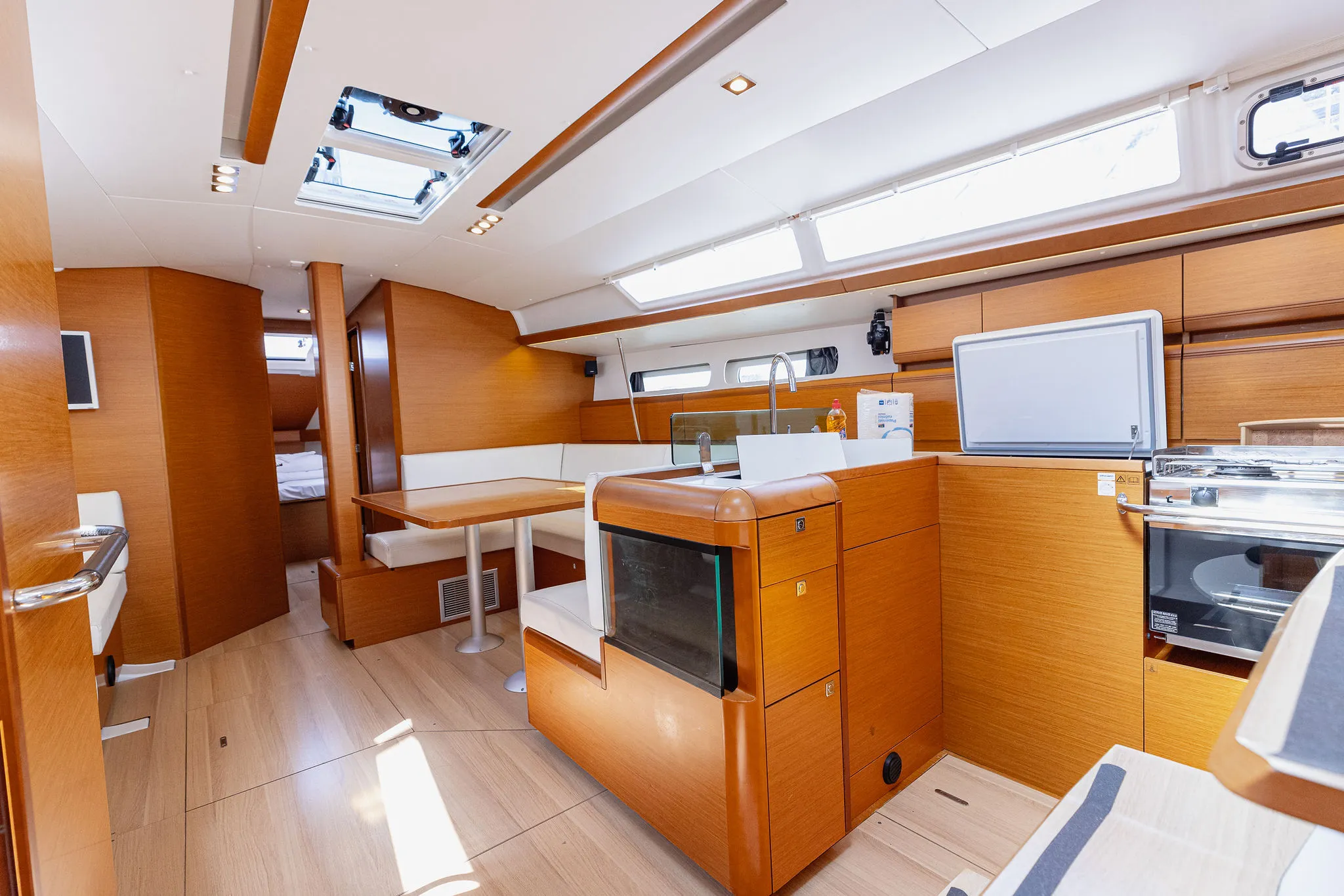 Image slide 210596