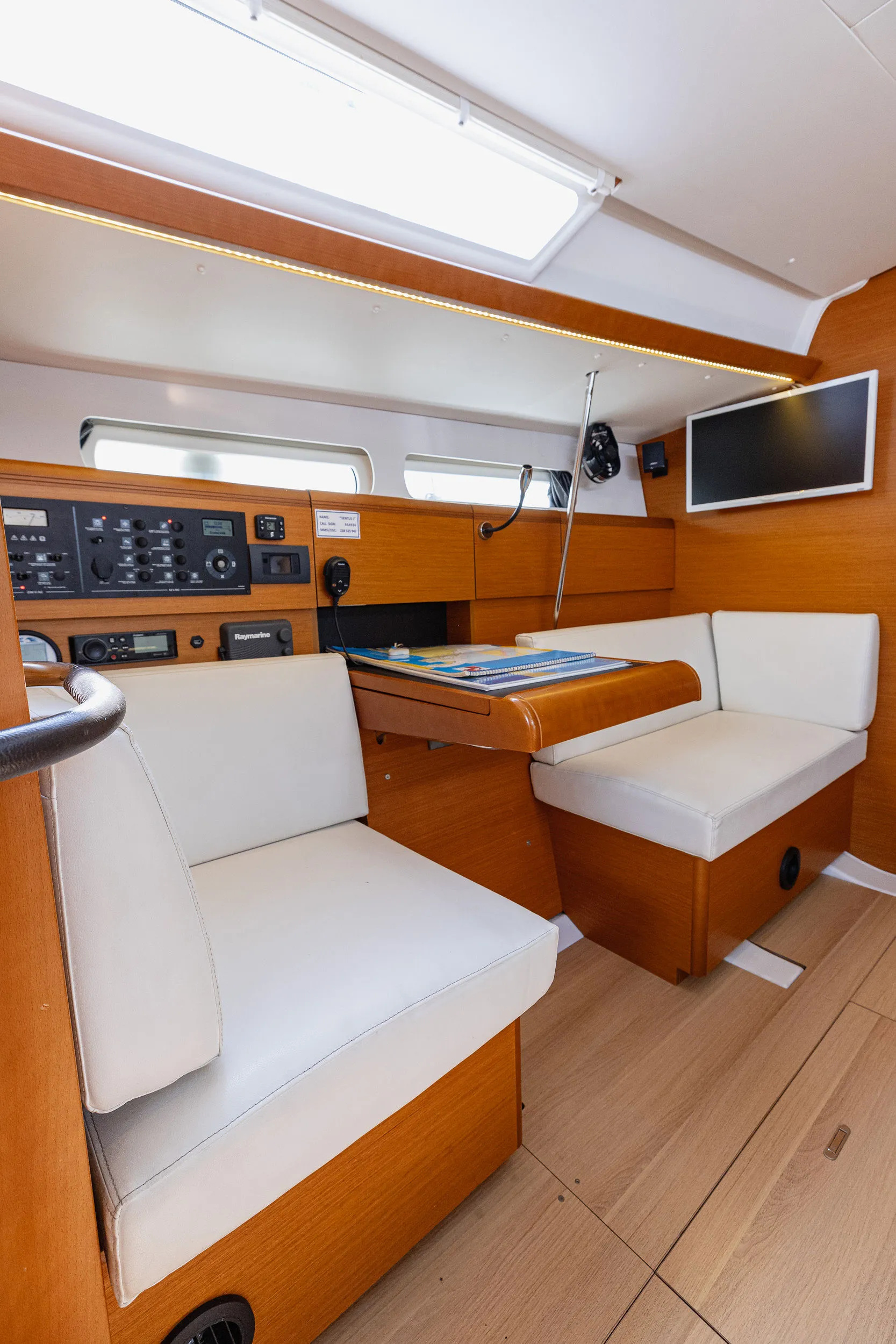 Image slide 210620