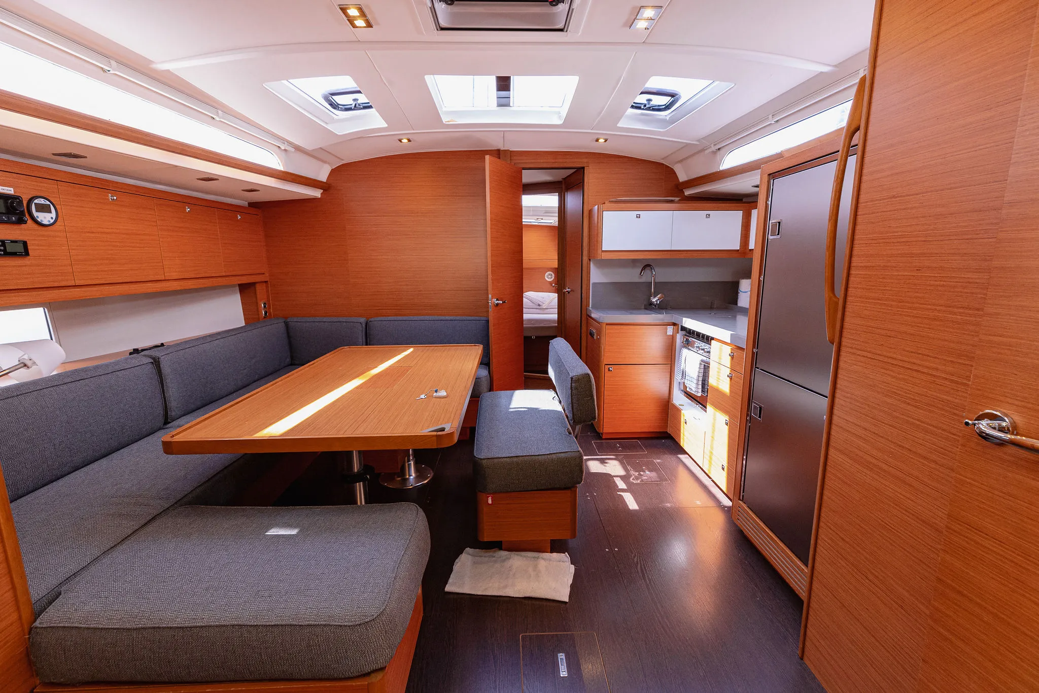 Image slide 210690