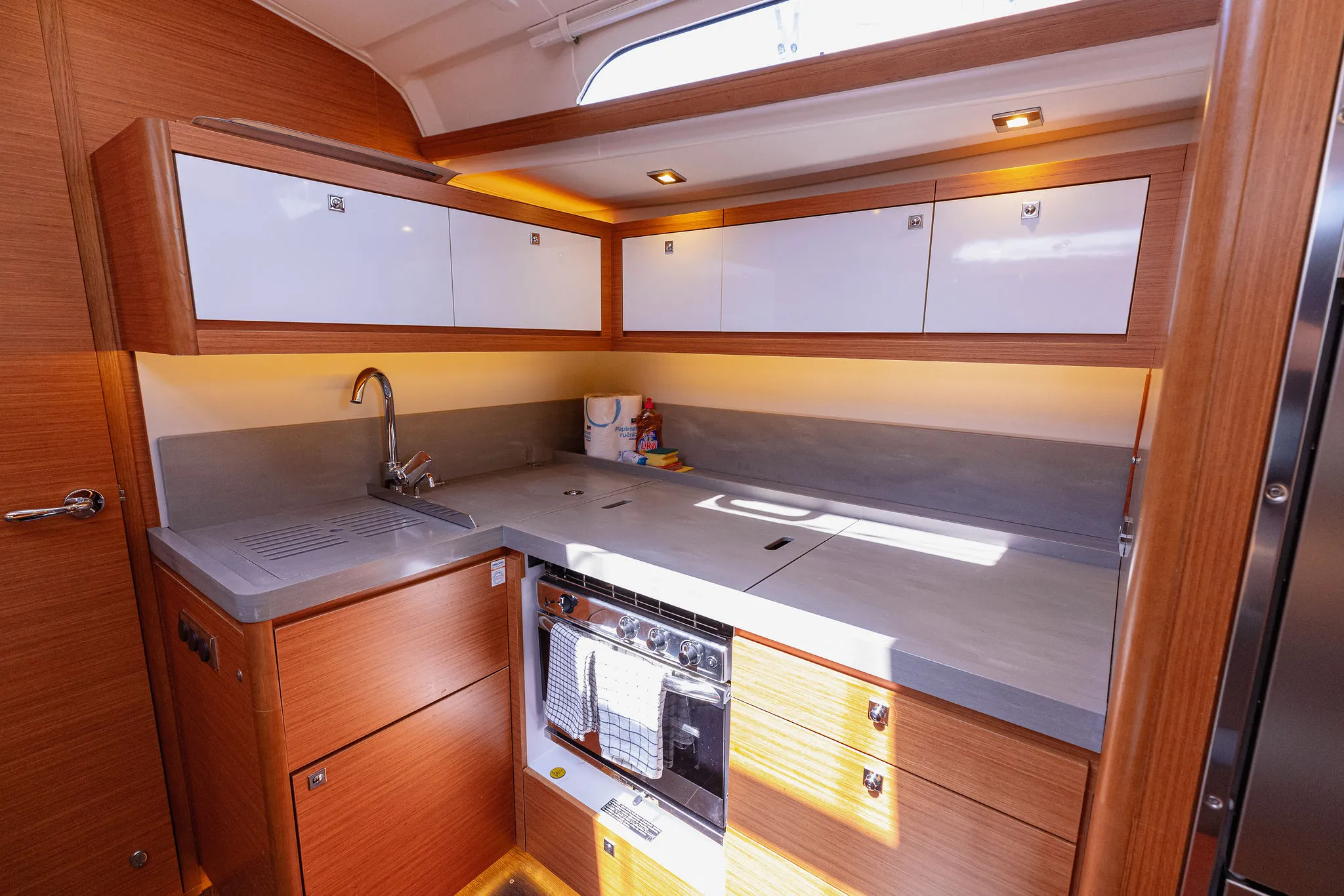 Image slide 210728