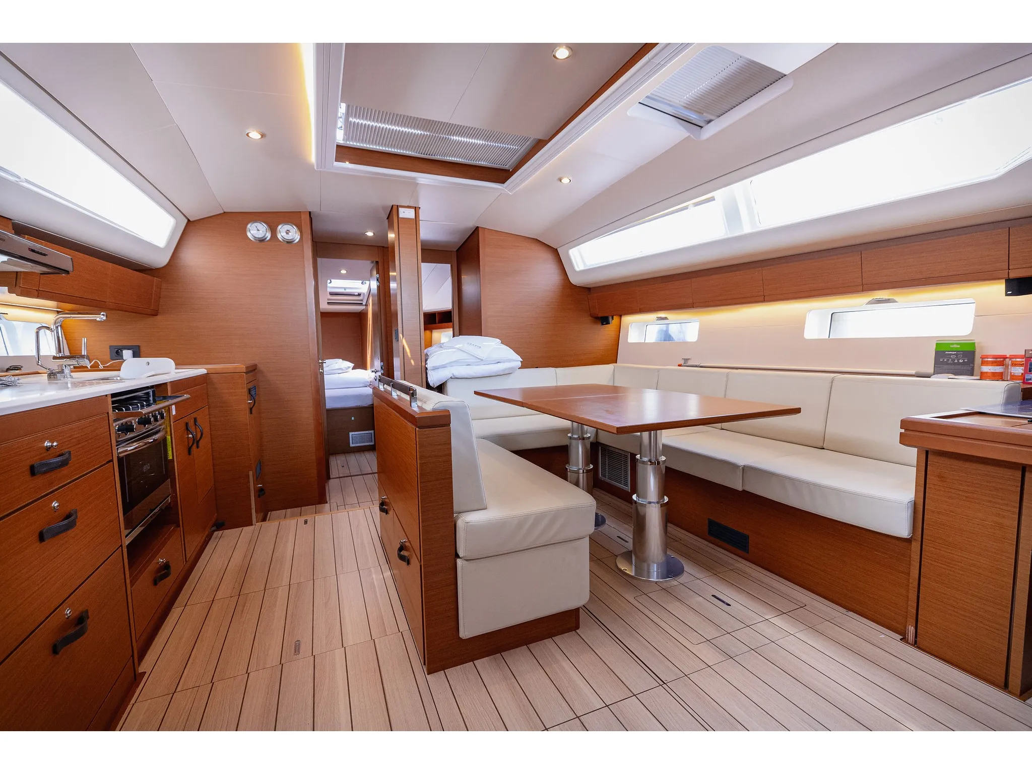 Image slide 210776