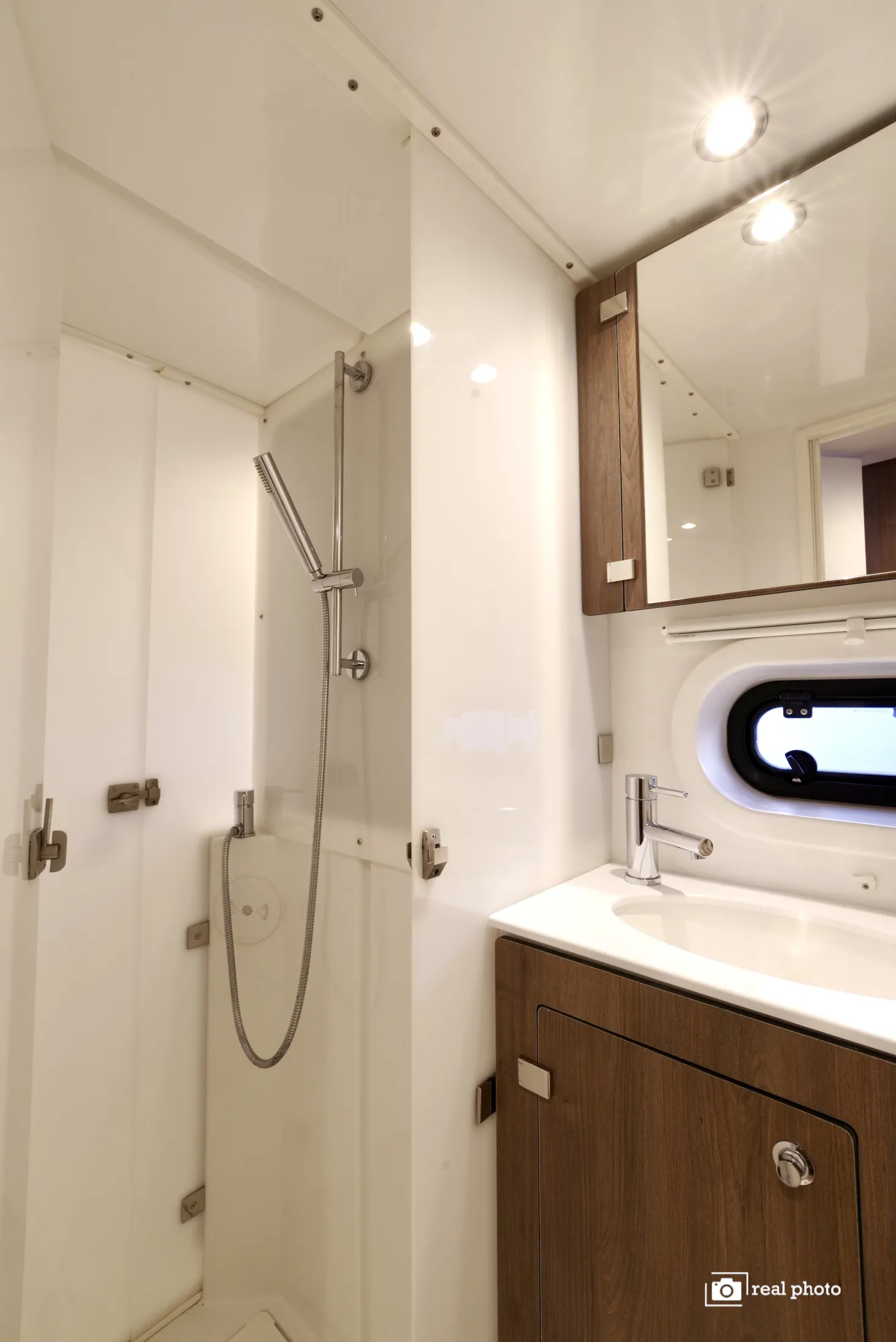 Image slide 211124