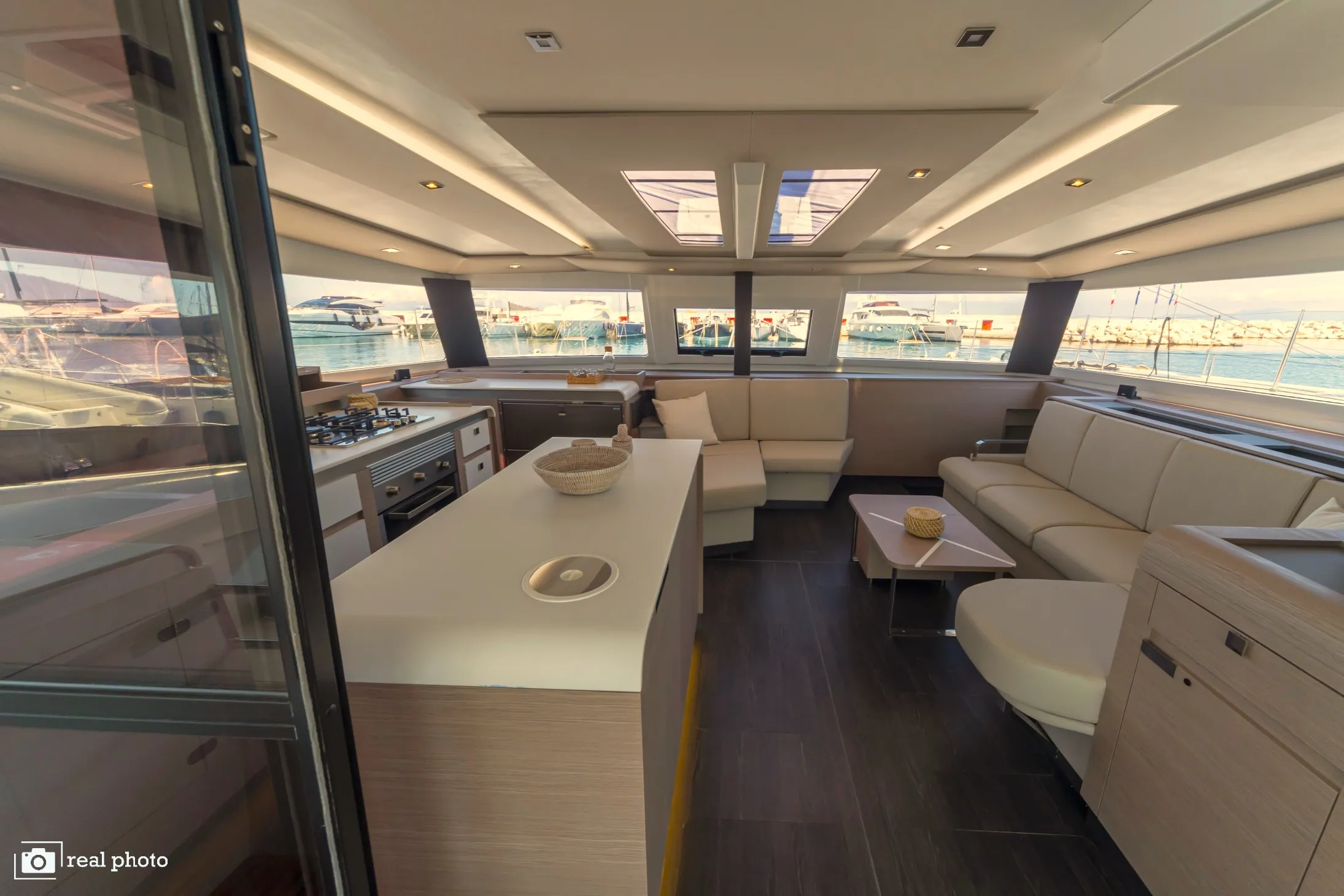 Image slide 211243