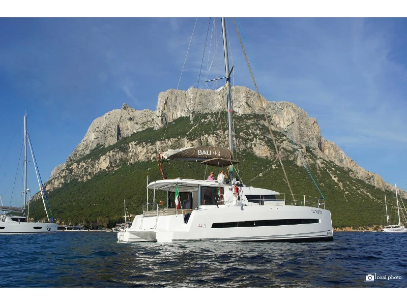 Bali 4.1 Dafne - Water maker, Solar Panel boat image