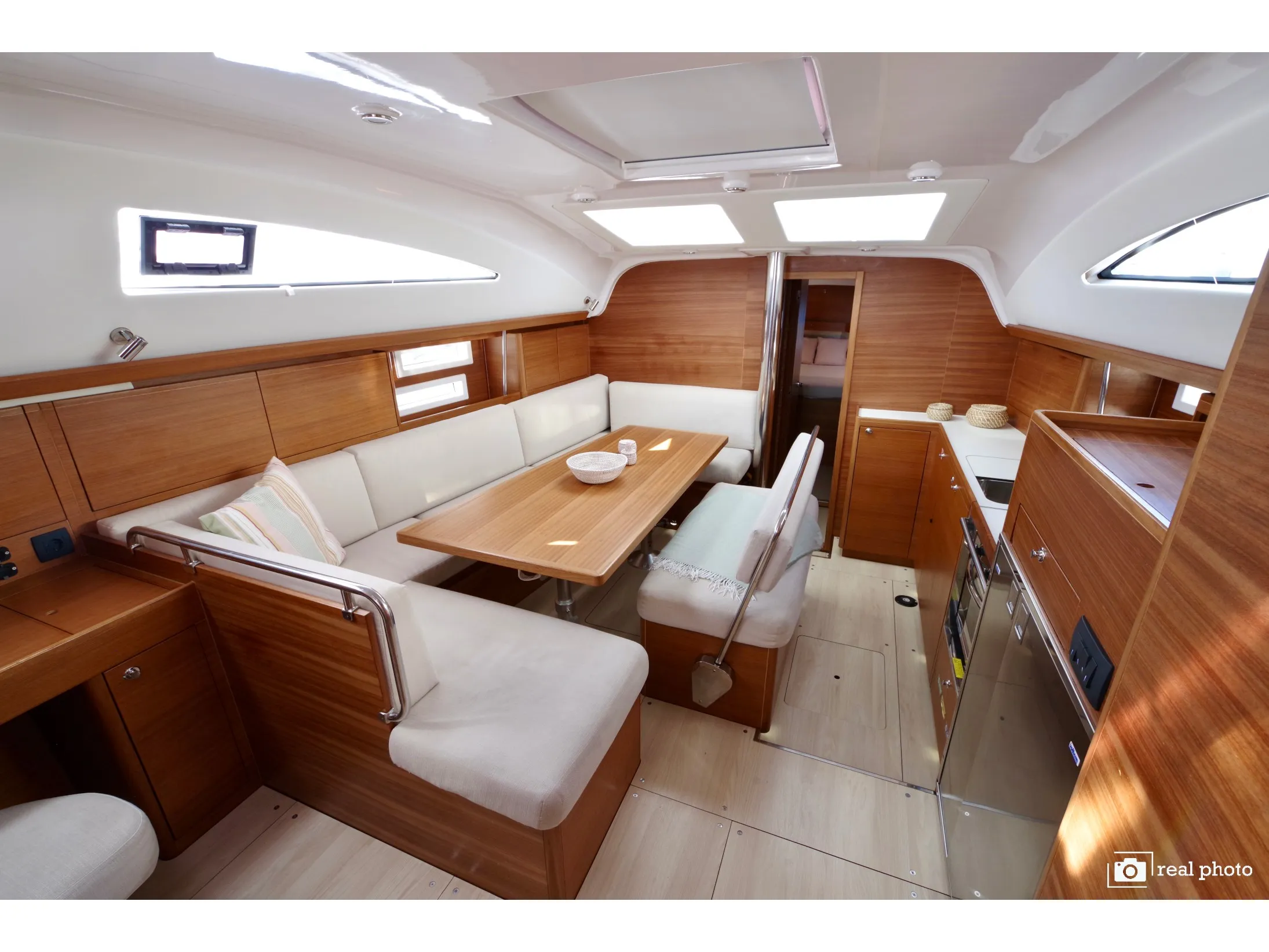 Image slide 211401