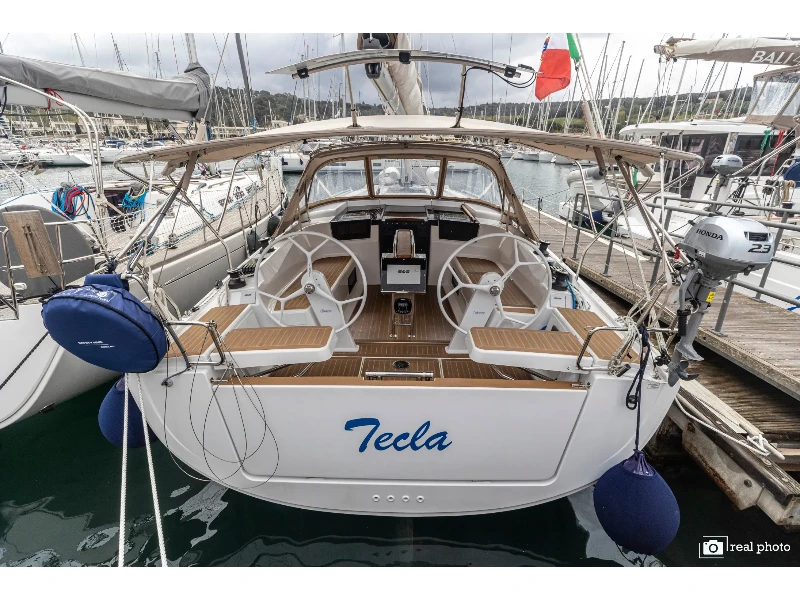 Hanse 388 Tecla - Water maker, Solar Panel - BOTH SAILS triradial, Retractabile Bow Trust boat image