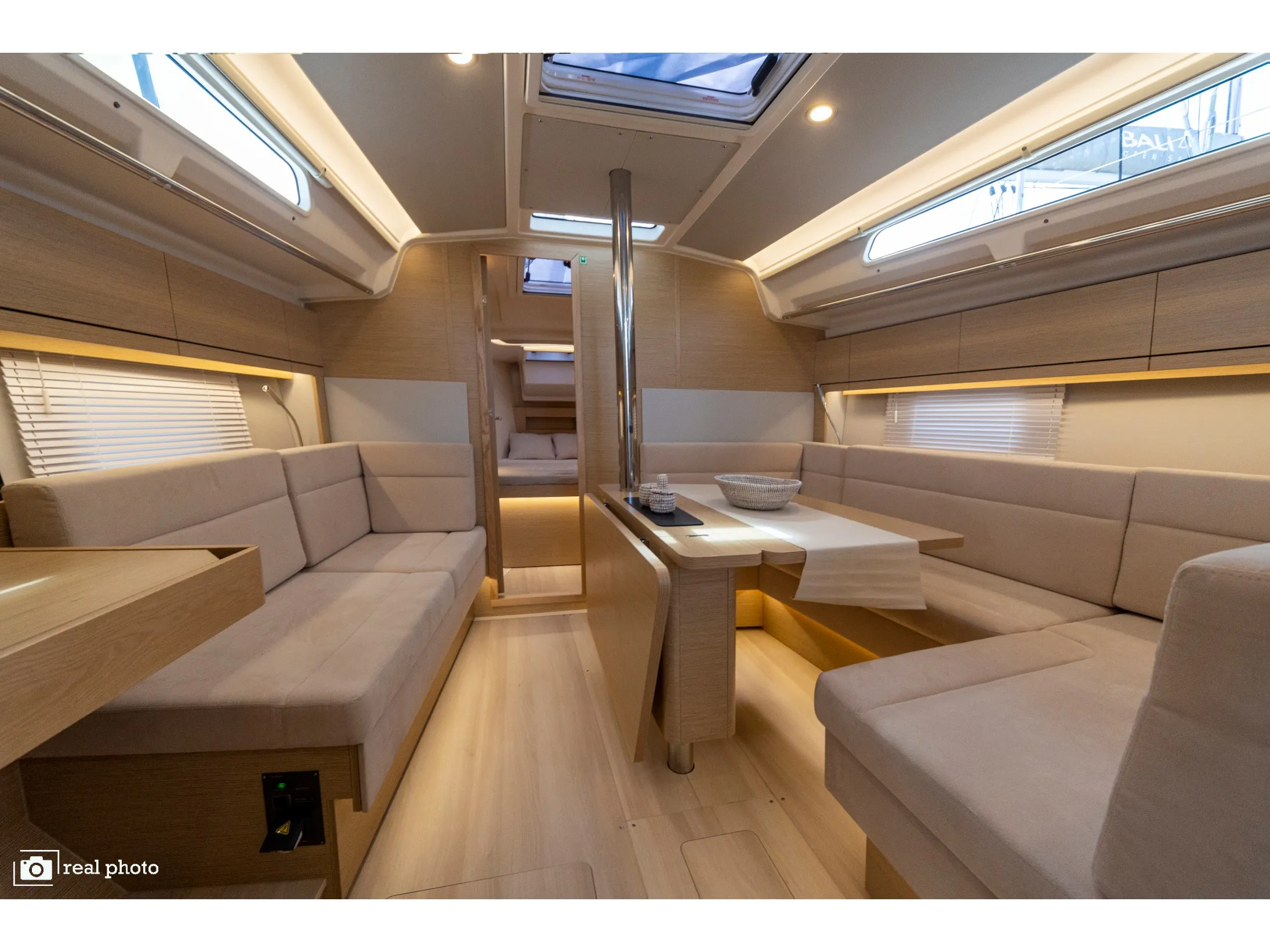 Image slide 211445