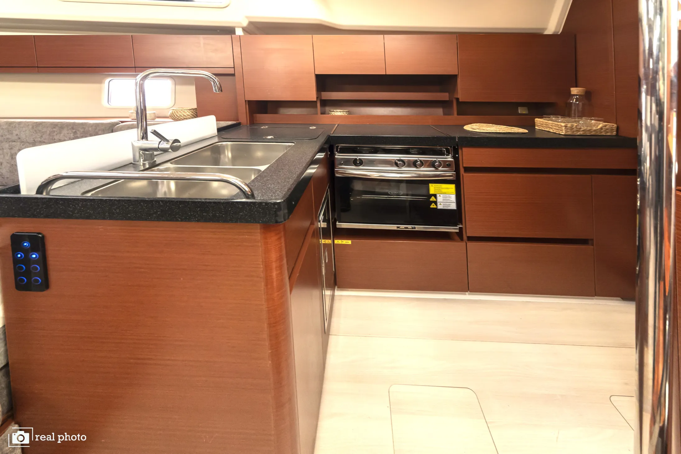 Image slide 211503