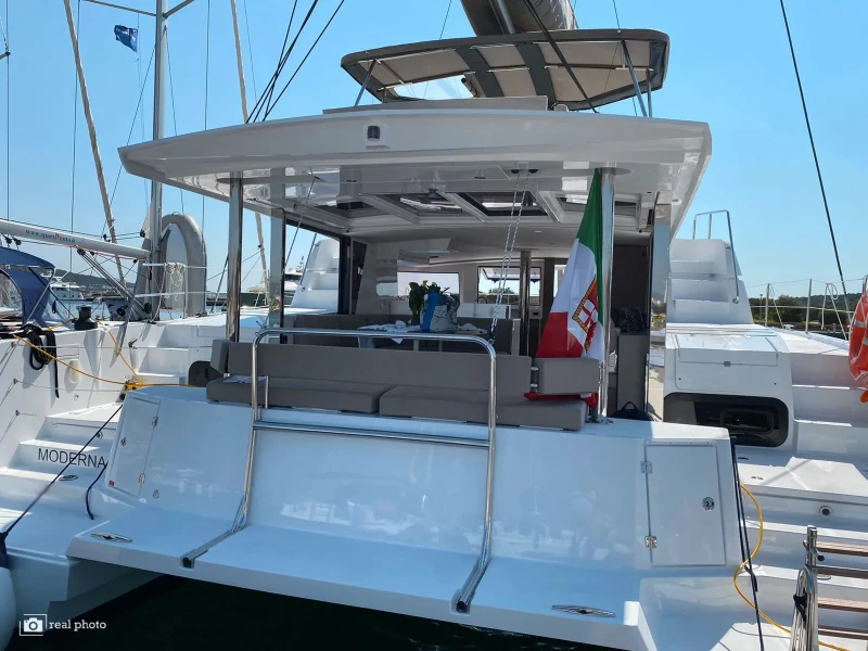 Bali 4.6 Moderna - A/C, Generator, WM, Solar Panel, BBQ boat image