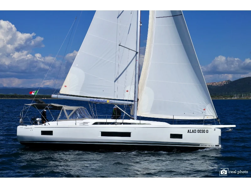 Oceanis 46.1 Luna - Water maker, Solar Panel boat image