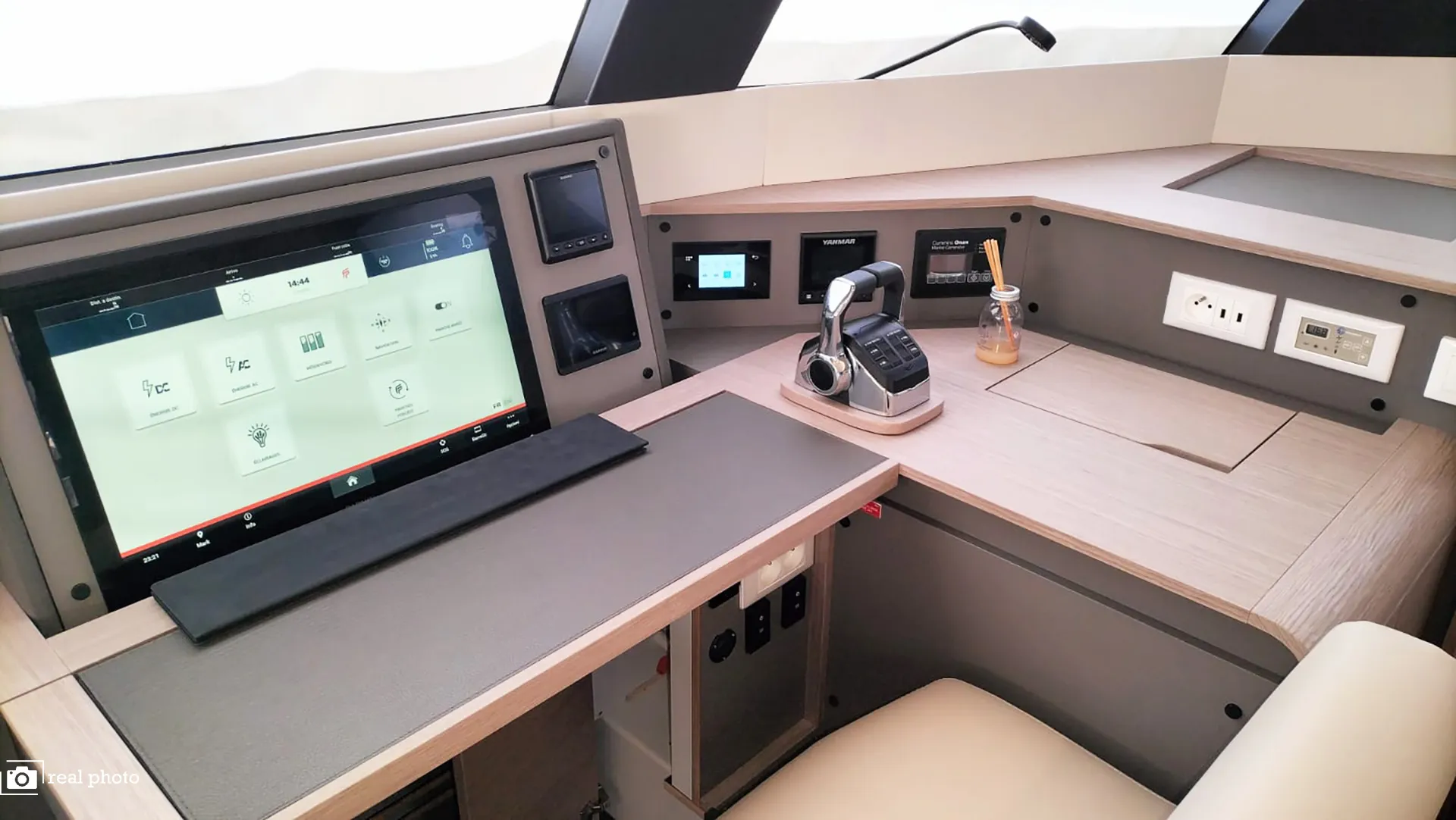 Image slide 211759