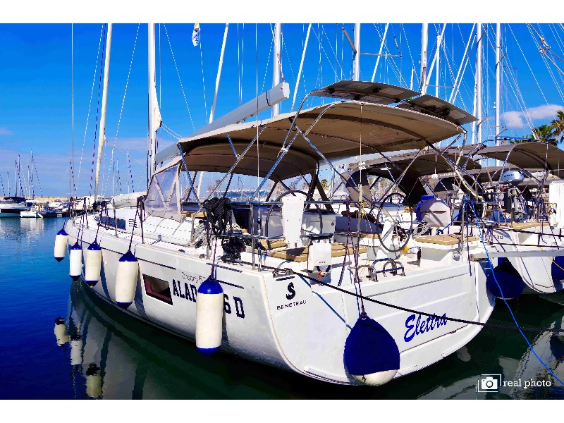 Oceanis 51.1 Elettra - Water maker, Solar Panel boat image