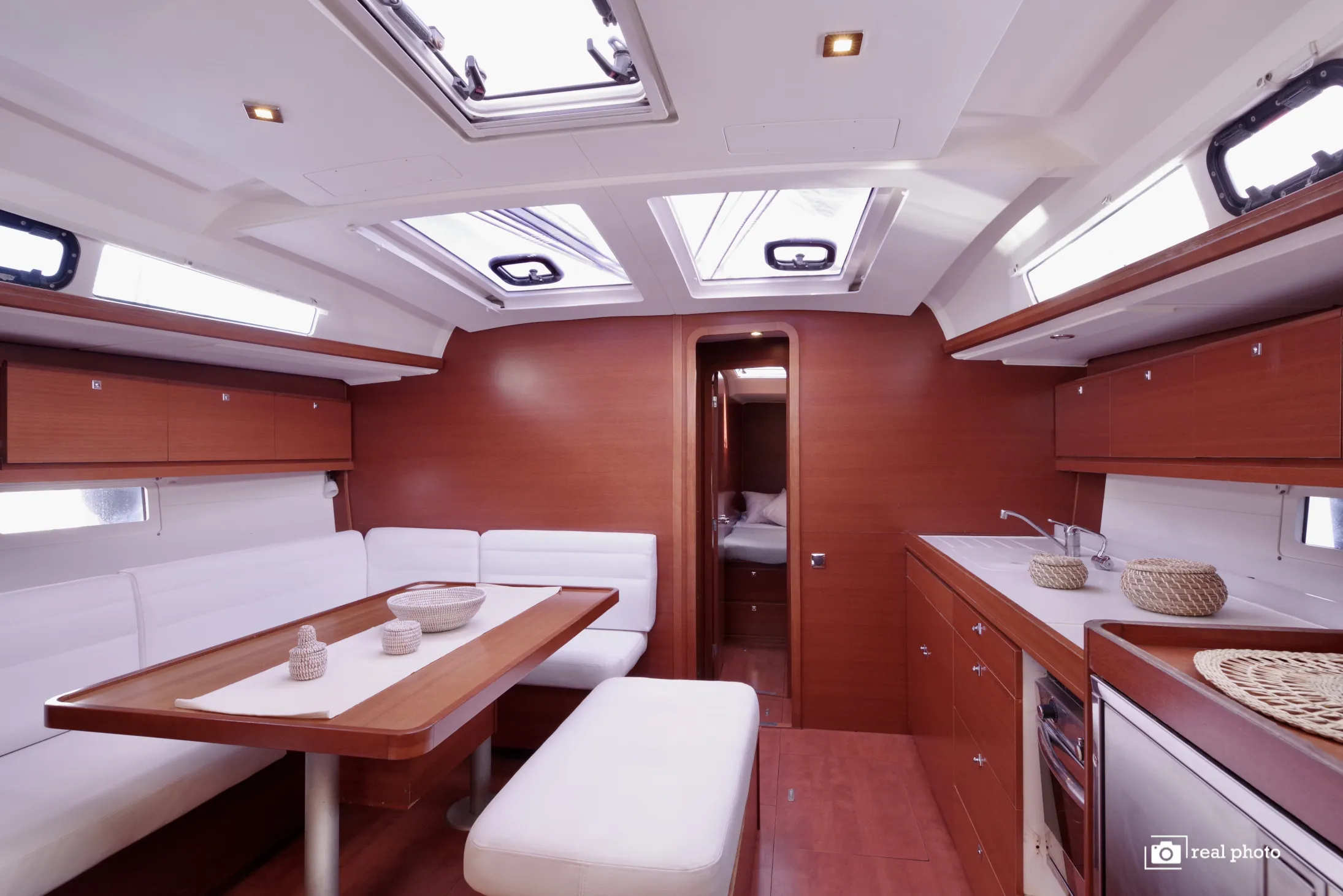 Image slide 212051
