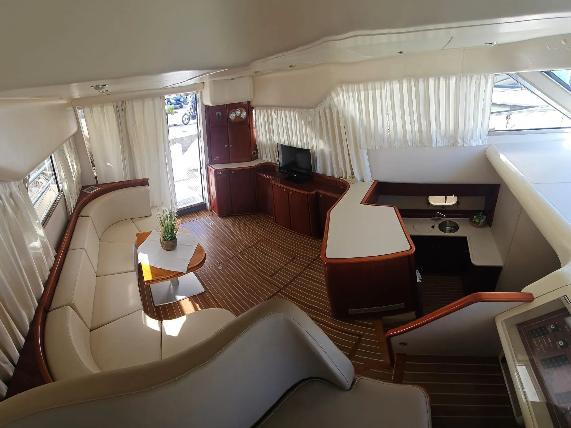 Image slide 213316