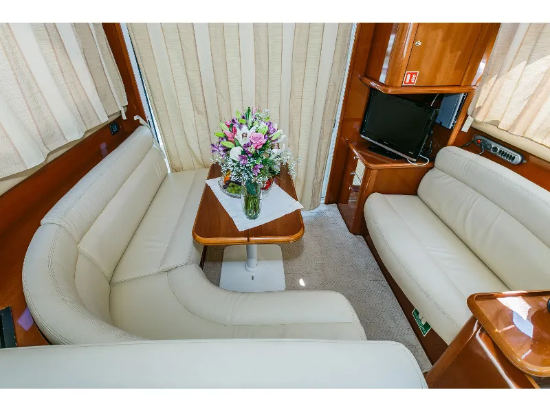 Image slide 213380
