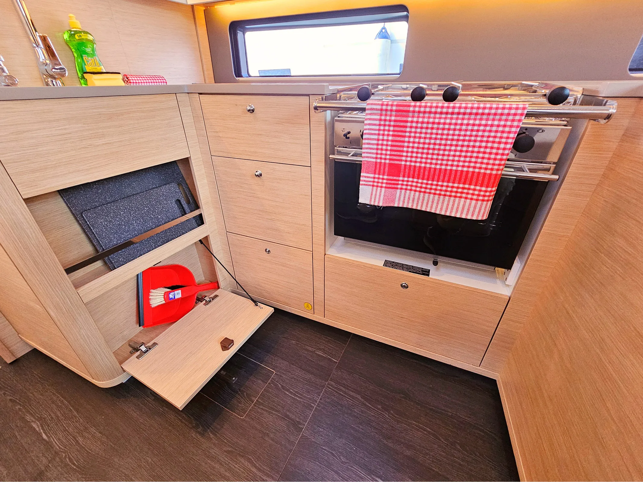 Image slide 214937